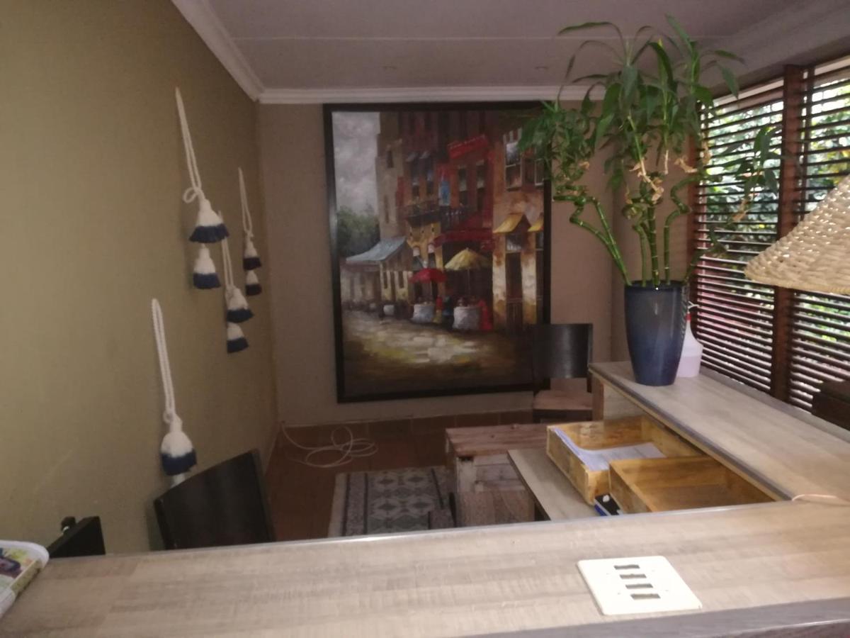 Villa Harties Lake Garden House 24 Sleeper Hartbeespoort Dam Extérieur photo