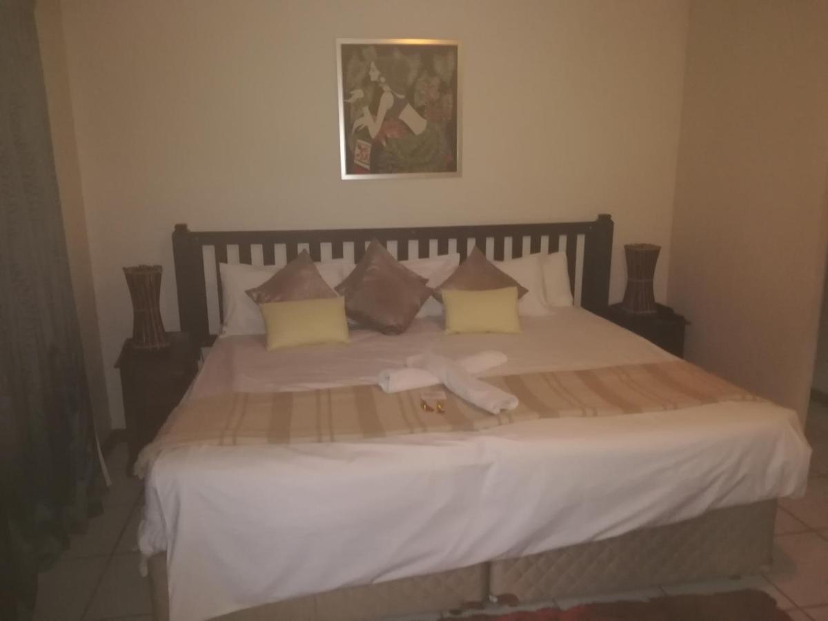 Villa Harties Lake Garden House 24 Sleeper Hartbeespoort Dam Extérieur photo