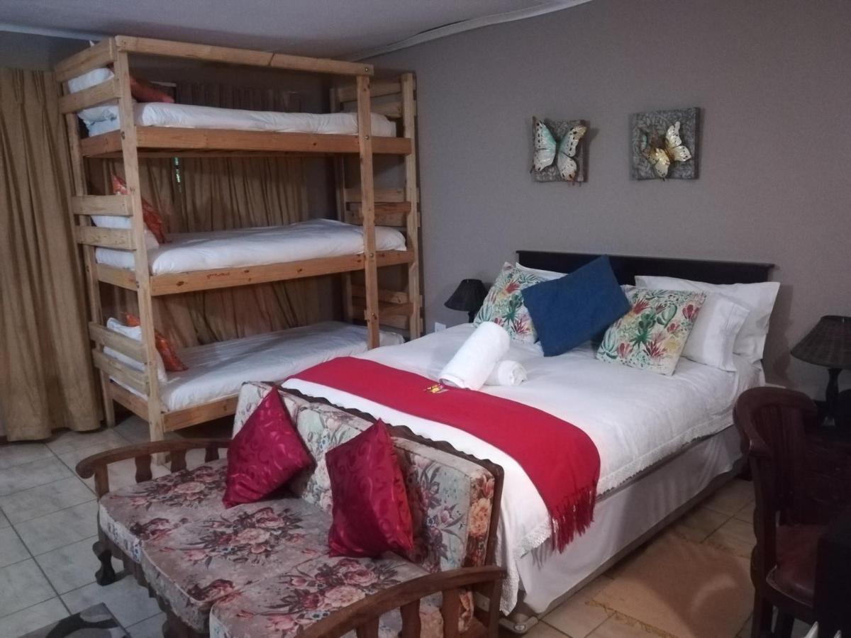 Villa Harties Lake Garden House 24 Sleeper Hartbeespoort Dam Extérieur photo