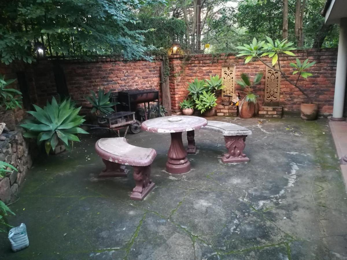Villa Harties Lake Garden House 24 Sleeper Hartbeespoort Dam Extérieur photo